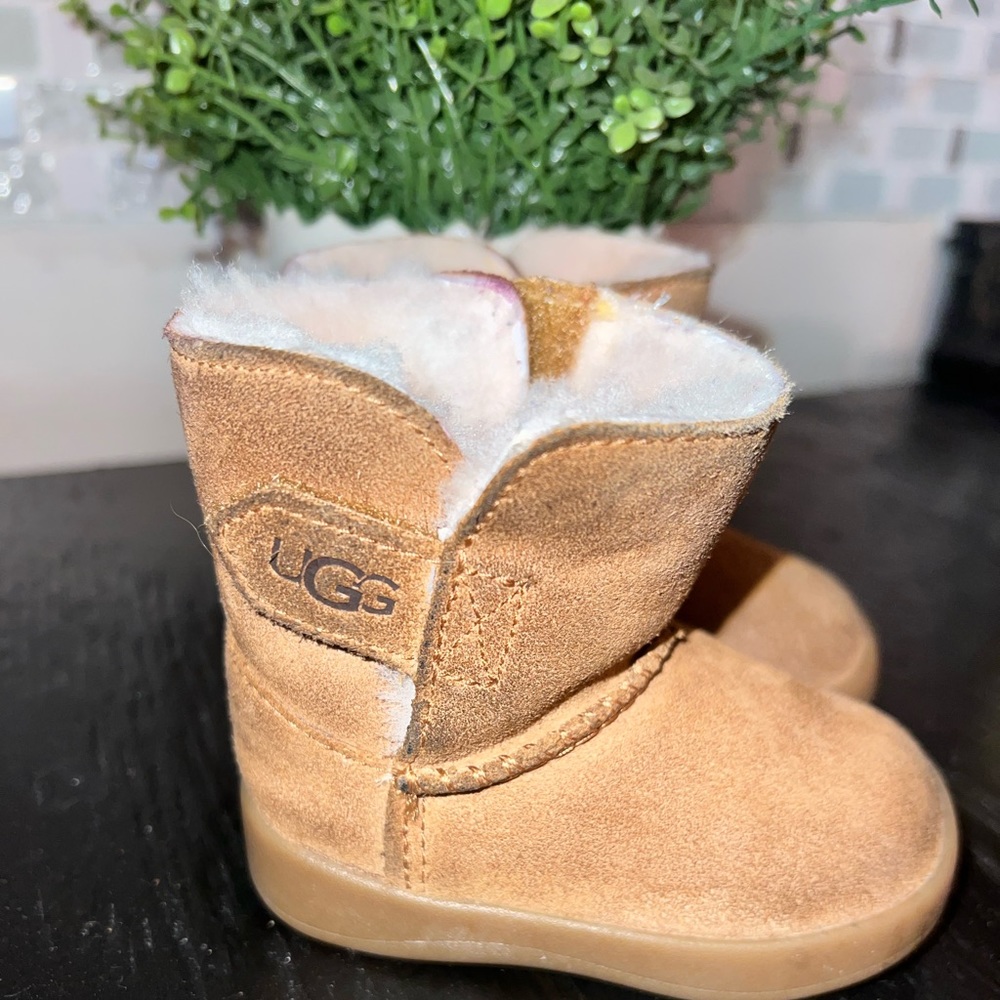 Baby uggs- infant size 2